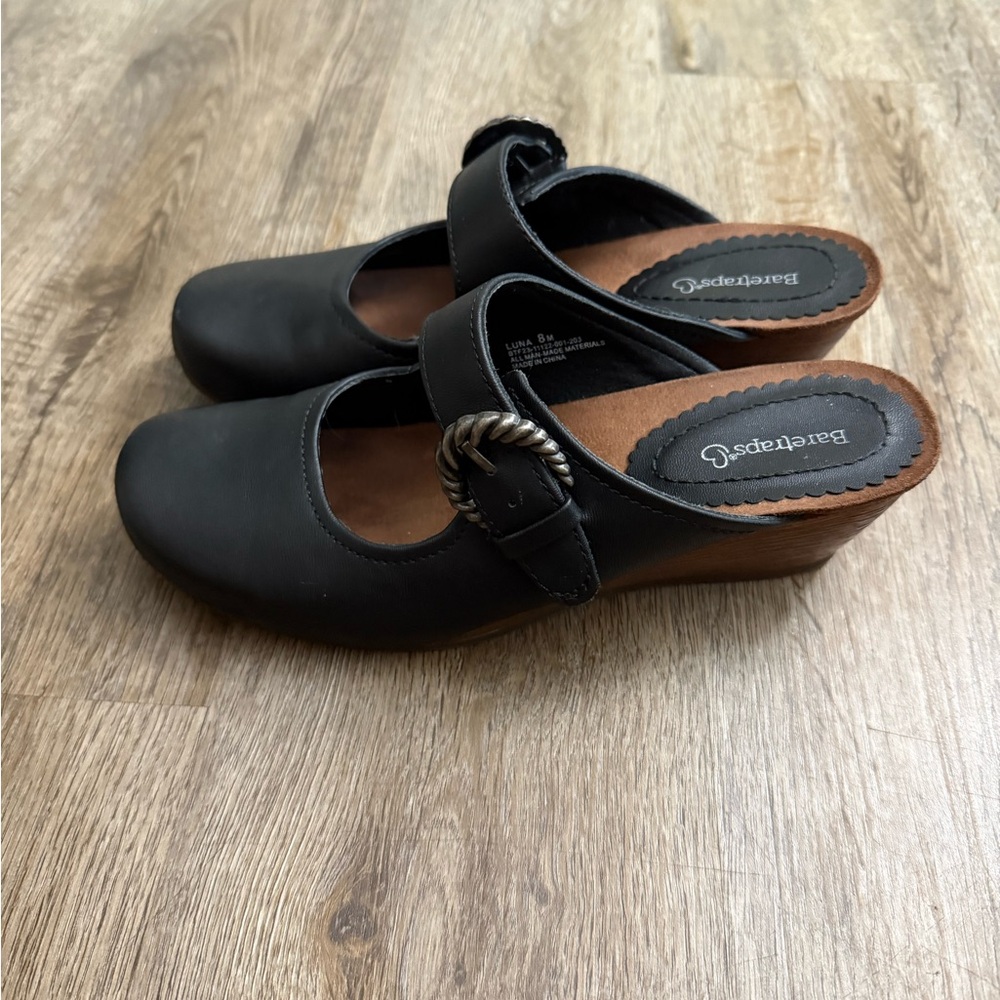 BareTraps • Luna Mary Jane Mules - Picture 11 of 12